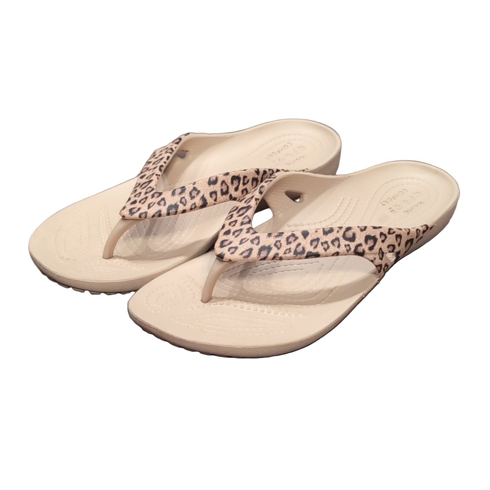 Crocs Kadee II Flip Flops Sandals Women's Size 8 Leopard Print Slip On
